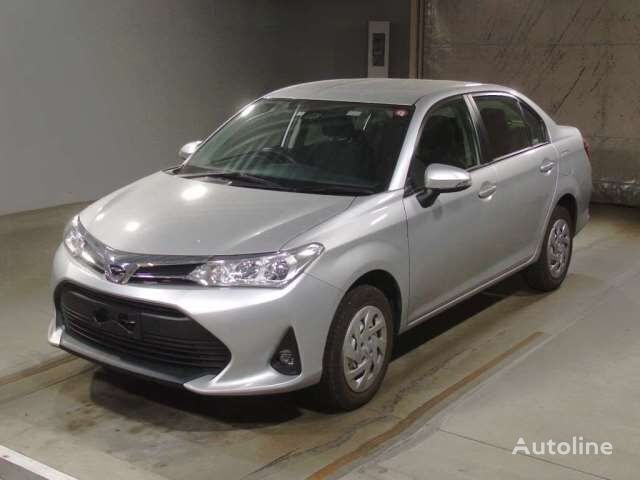 седан Toyota COROLLA AXIO