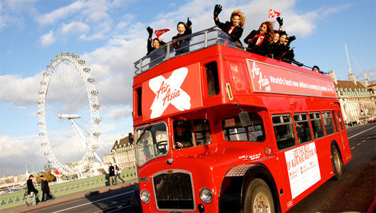 экскурсионный автобус British Bus Tourist City Sightseeing open top traditional & modern London bu