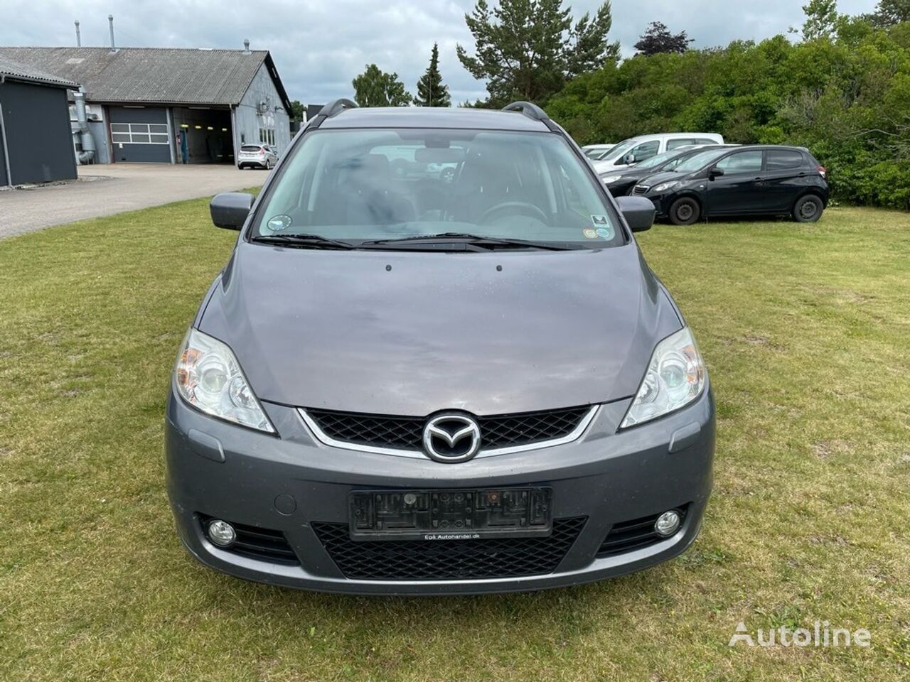 Автомобиль Mazda 5